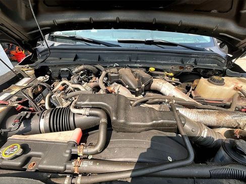 Used 2015 Ford F350 XLT w/ XTR Plus Package image 27