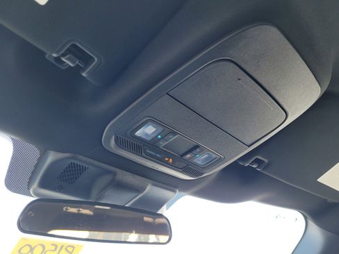 Used 2023 Ford F150 XLT image 14