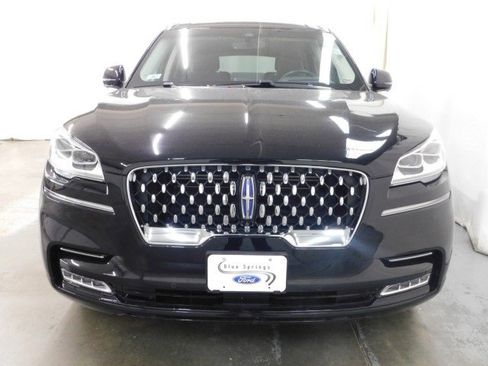 Used 2023 Lincoln Aviator Grand Touring w/ Equipment Group 301A image 8