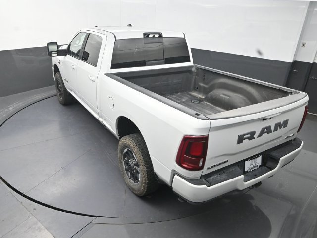 Used 2025 RAM 2500 Laramie AWD/4WD image 16