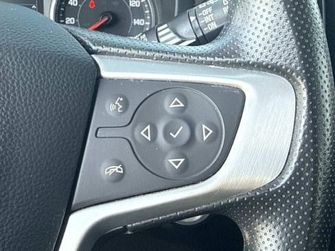 Used 2024 GMC Terrain SLE w/ Driver Convenience Package FWD image 24