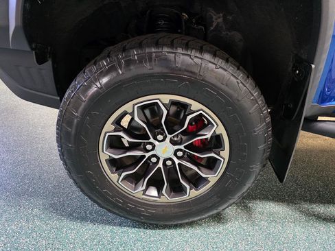 Used 2019 Chevrolet Colorado ZR2 AWD/4WD image 12