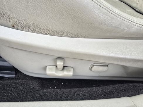 Used 2014 Subaru Outback 3.6R Limited image 14