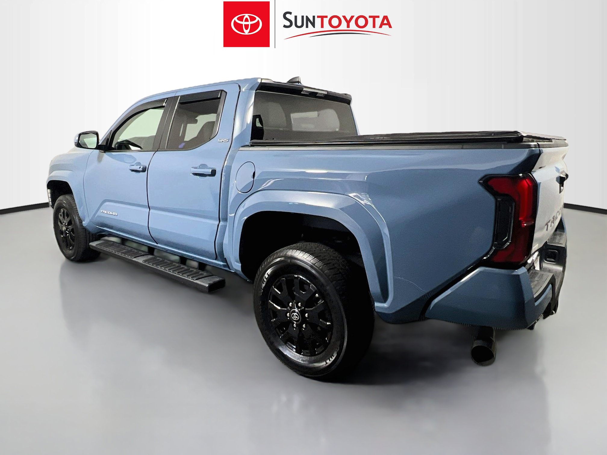 Used 2026 Toyota Tacoma SR5 AWD/4WD image 6
