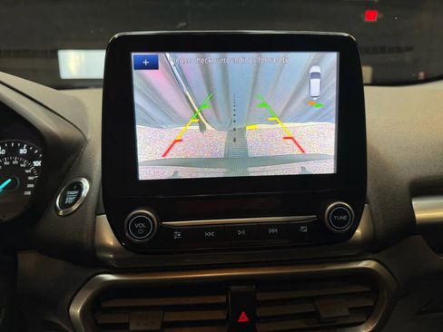 Used 2020 Ford EcoSport SE image 24