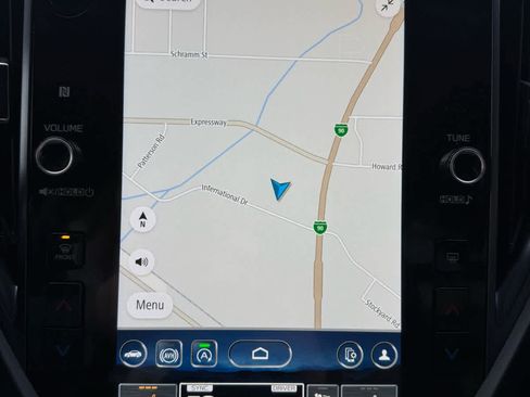 Used 2025 Subaru Forester Limited image 17