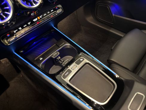 Certified 2024 Mercedes-Benz GLB 250 image 23