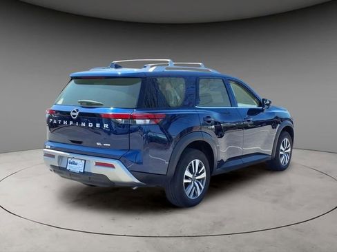 Used 2025 Nissan Pathfinder SL w/ Cargo Package AWD/4WD image 9