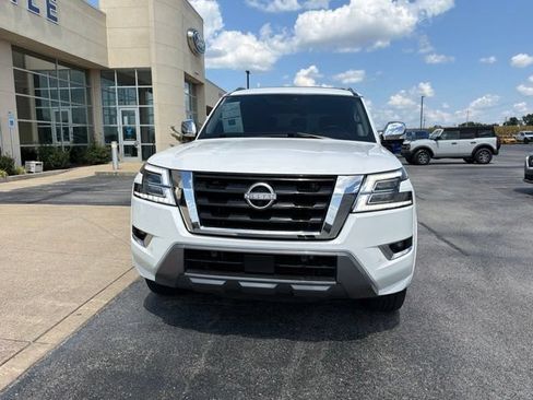 Used 2023 Nissan Armada Platinum w/ Cargo Package AWD/4WD image 2