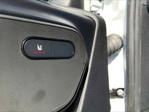 Used 2026 Mercedes-Benz Sprinter 2500 image 13