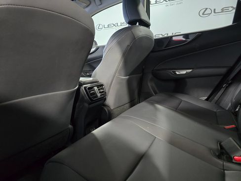 Used 2025 Lexus NX 250 FWD image 26