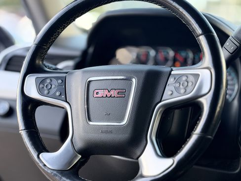 Used 2018 GMC Yukon XL SLT RWD image 33