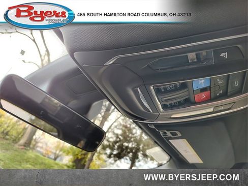 New 2025 Jeep Grand Cherokee Altitude image 30