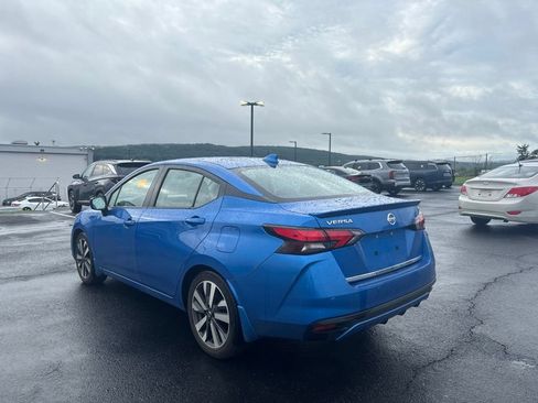 Used 2021 Nissan Versa SR w/ Convenience Package FWD image 5