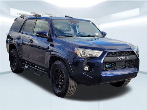 Used 2021 Toyota 4Runner SR5 Premium w/ Moonroof Package image 8