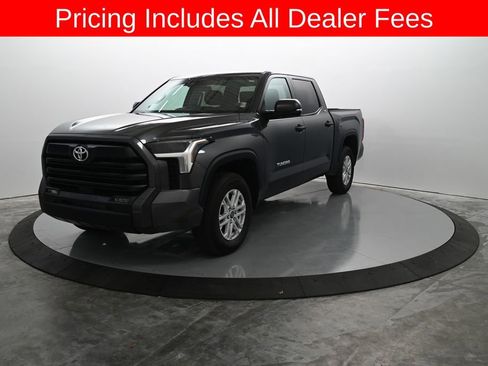 Used 2024 Toyota Tundra SR5 w/ SR5 Convenience Package RWD image 2