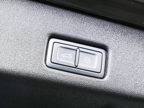 New 2025 Audi Q5 Premium Plus AWD/4WD image 28