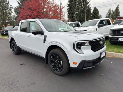 New 2025 Ford Maverick Lariat w/ Black Appearance Package