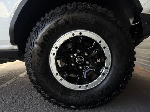 Used 2023 Ford Bronco Badlands AWD/4WD image 48