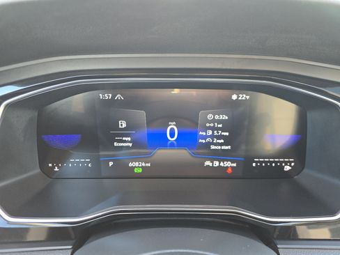 Used 2024 Volkswagen Jetta SE image 21