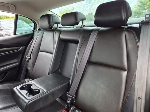 Used 2021 MAZDA MAZDA3 s FWD image 16