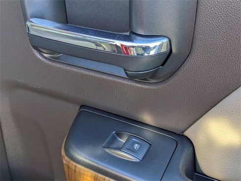 Used 2018 GMC Sierra 1500 SLT image 36