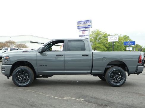 New 2026 RAM 2500 Big Horn AWD/4WD image 10