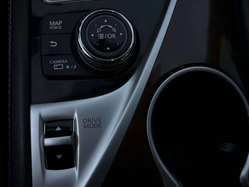 Used 2018 INFINITI Q50 Luxe w/ Sensory Package (Luxe) image 44