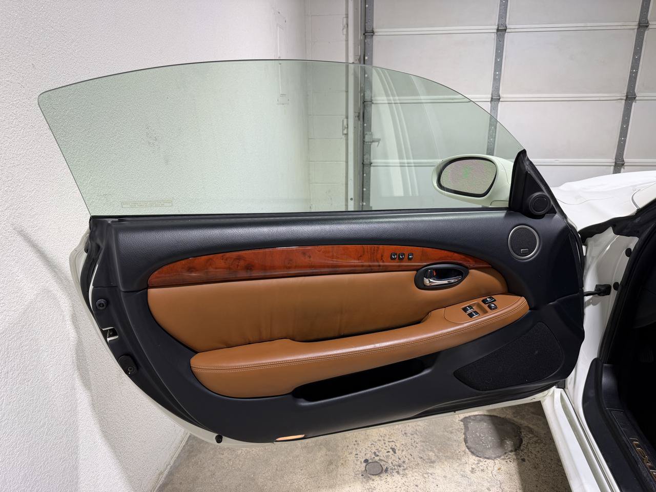 Used 2002 Lexus SC 430 Convertible RWD image 9