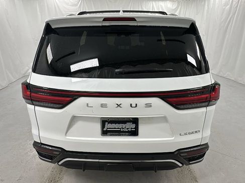 Used 2023 Lexus LX 600 F Sport image 4