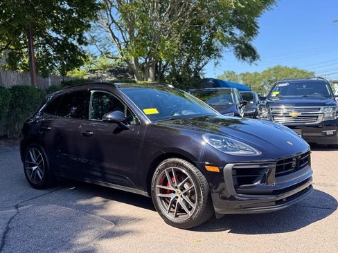 Used 2026 Porsche Macan S AWD/4WD image 7