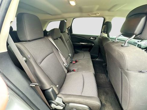 Used 2018 Dodge Journey SE AWD/4WD image 27