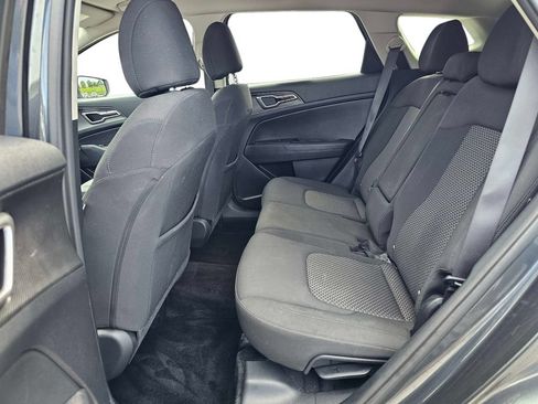 Certified 2024 Kia Sportage LX FWD image 31