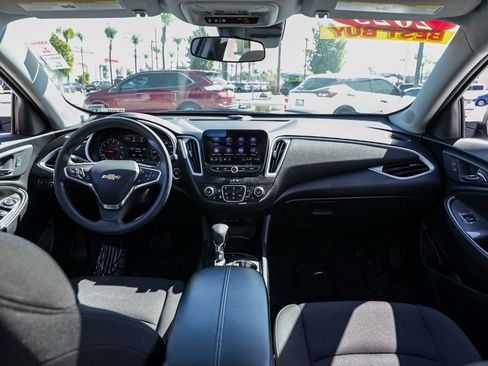 Used 2023 Chevrolet Malibu LT FWD image 25