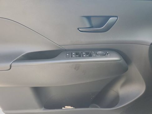 Certified 2024 Hyundai Kona SEL AWD/4WD image 19