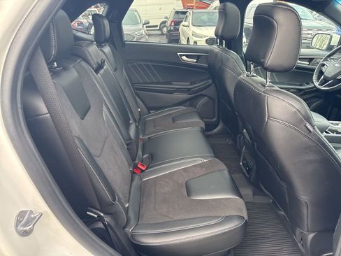 Certified 2024 Ford Edge ST w/ Equipment Group 401A image 39