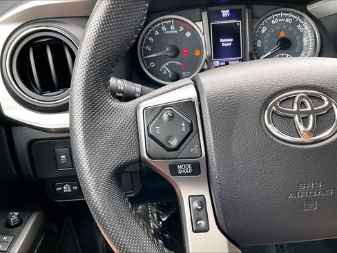 Used 2021 Toyota Tacoma SR5 w/ Technology Package AWD/4WD image 23