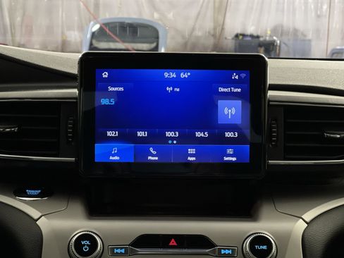 Used 2023 Ford Explorer XLT w/ Equipment Group 202A image 18