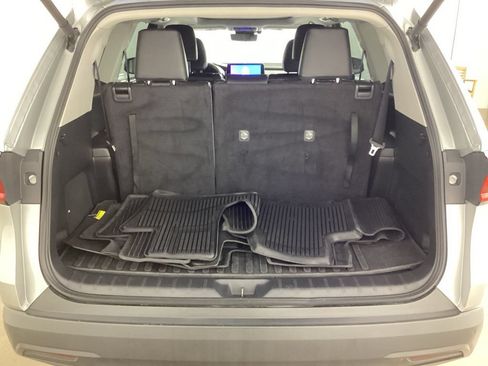 Used 2024 Toyota Grand Highlander AWD image 27