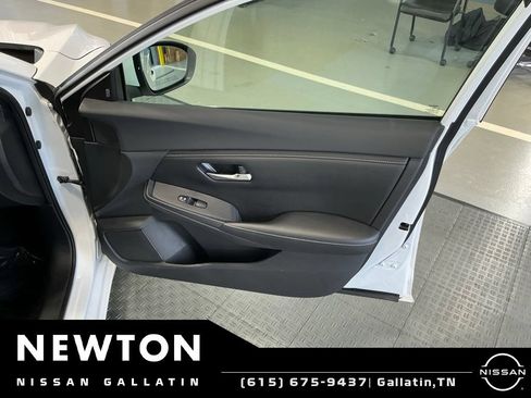 Used 2021 Nissan Sentra S FWD image 35