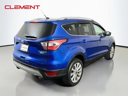 Used 2017 Ford Escape Titanium AWD/4WD image 7