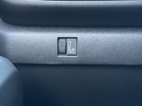 Used 2026 Chevrolet Colorado W/T w/ WT Convenience Package II image 38