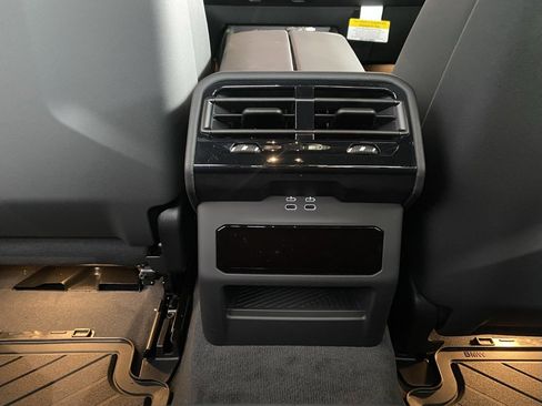 New 2026 BMW M5 w/ Executive Package image 10