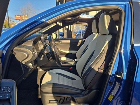 Used 2021 Lexus IS 350 F Sport image 6