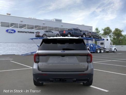 New 2026 Ford Explorer ST-Line w/ ST-Line Street Pack AWD/4WD image 6