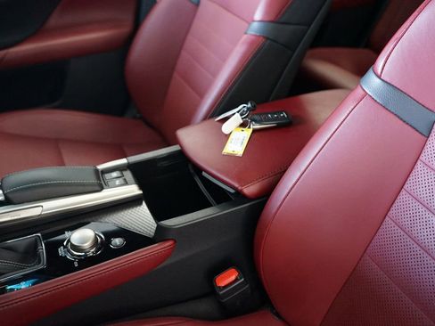 Used 2018 Lexus GS 350 F Sport AWD/4WD image 30