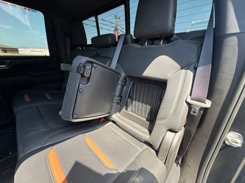 Used 2024 GMC Sierra 2500 AT4 w/ AT4 Premium Plus Package AWD/4WD image 24