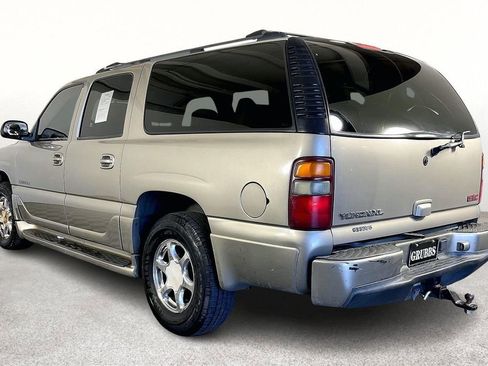 Used 2003 GMC Yukon XL Denali image 14