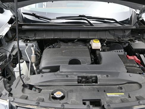 Used 2024 Nissan Pathfinder Platinum w/ Cargo Package AWD/4WD image 5