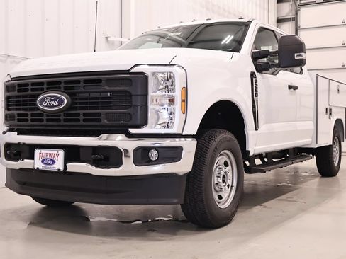 New 2026 Ford F250 XL w/ XL Chrome Package AWD/4WD image 5
